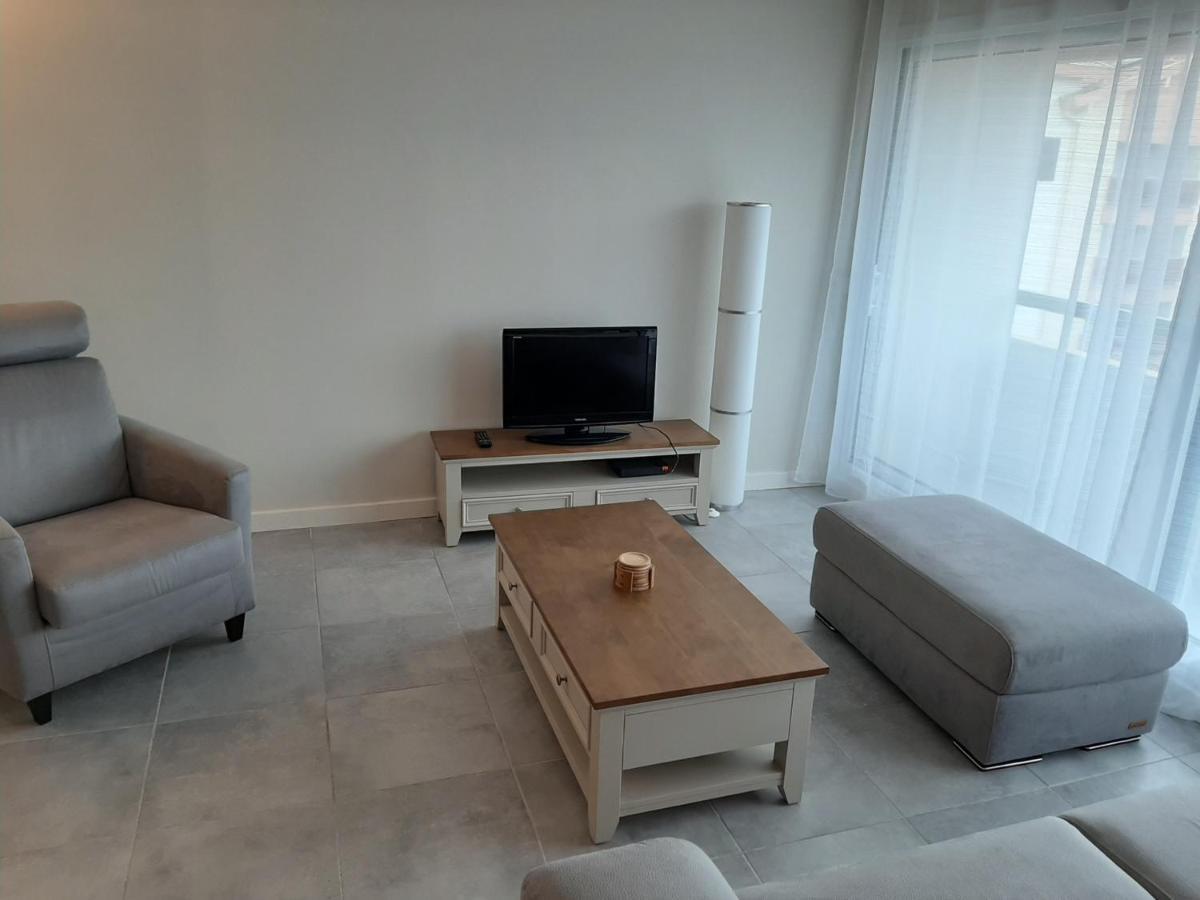 Appartement T3 Renove A 10 Min Du Centre-Ville Avec Balcon, Garage Et Wifi A Saint-Jean-De-Luz - Fr-1-239-584 ภายนอก รูปภาพ